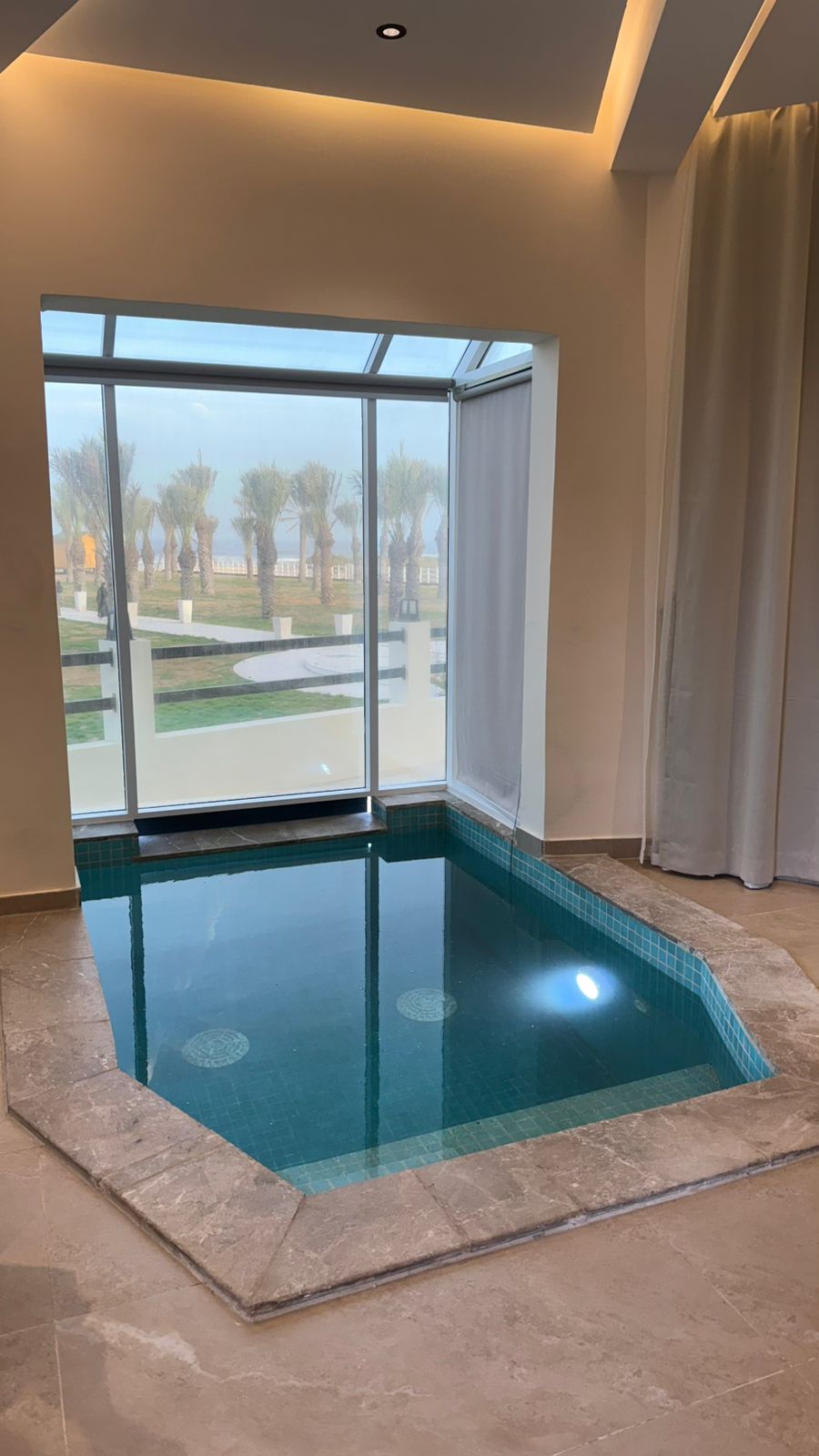 Pool 03