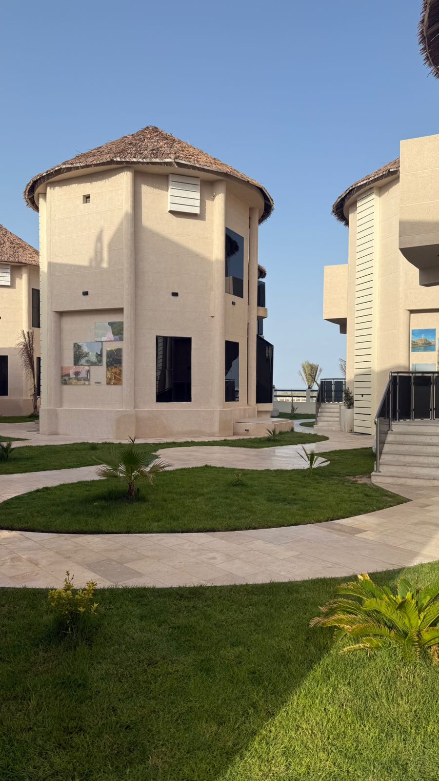 Front exterior 05